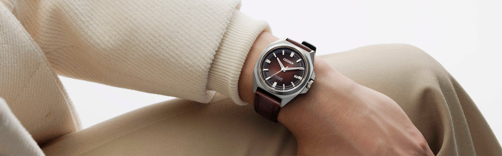 Smart Watches vs. Traditional Watches: The Future of Wristwear